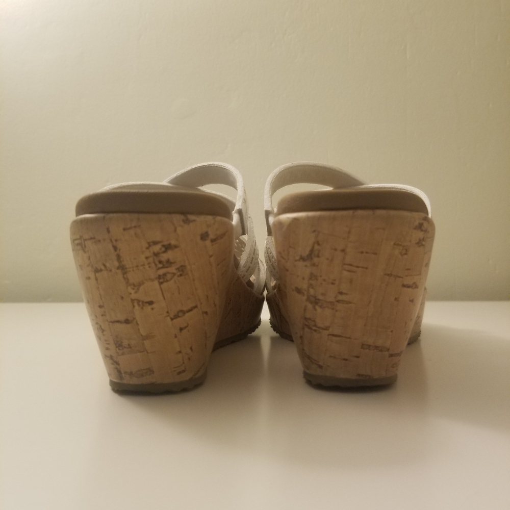 Skechers White Wedge Sandals - Picture 4 of 9